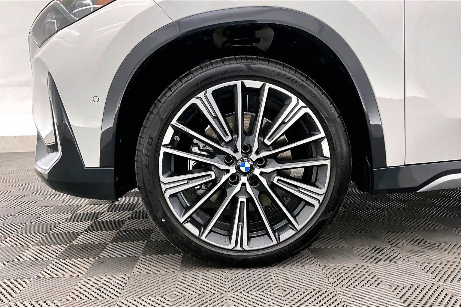 Thumbnail: 2026 BMW X1 - 8