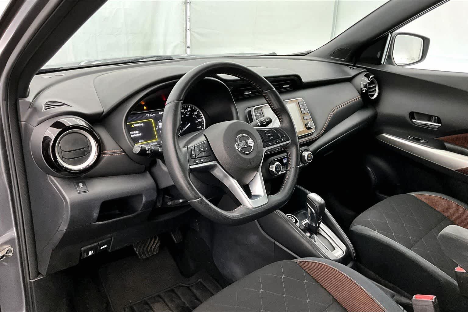 Thumbnail: 2019 Nissan Kicks - 2