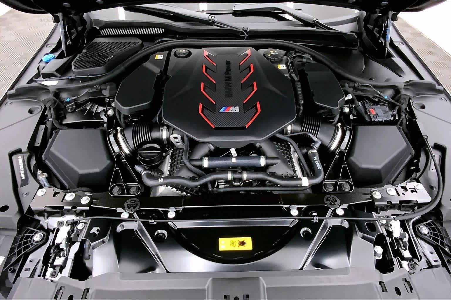 Thumbnail: 2026 BMW M5 - 9