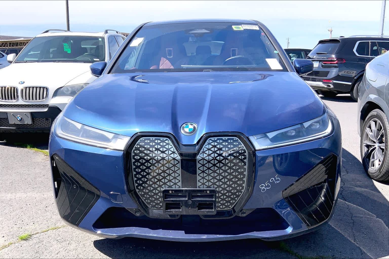 Thumbnail: 2023 BMW iX - 6
