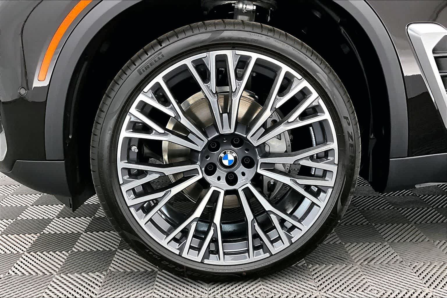 Thumbnail: 2026 BMW X5 - 8