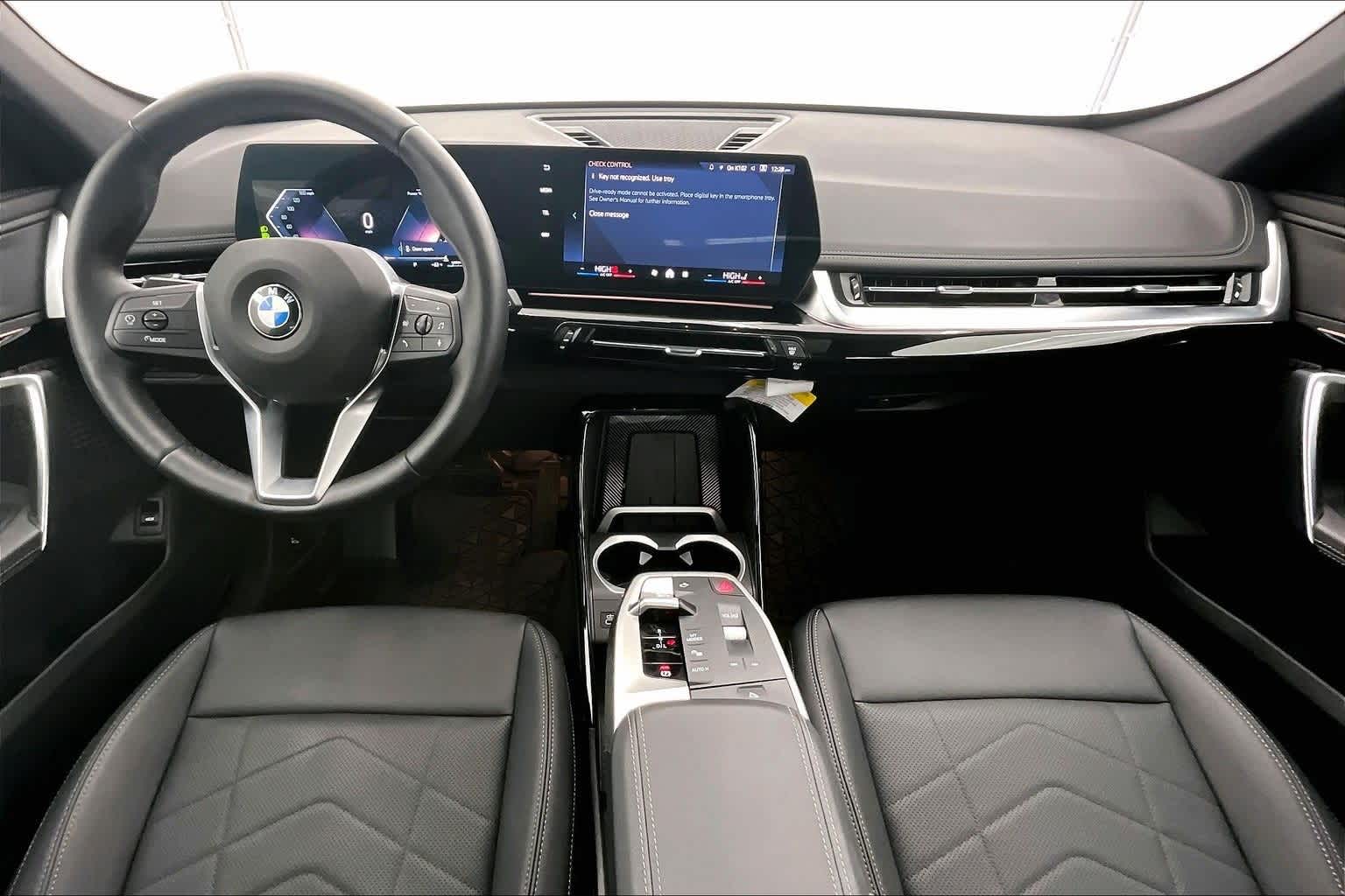 Thumbnail: 2025 BMW X1 - 10