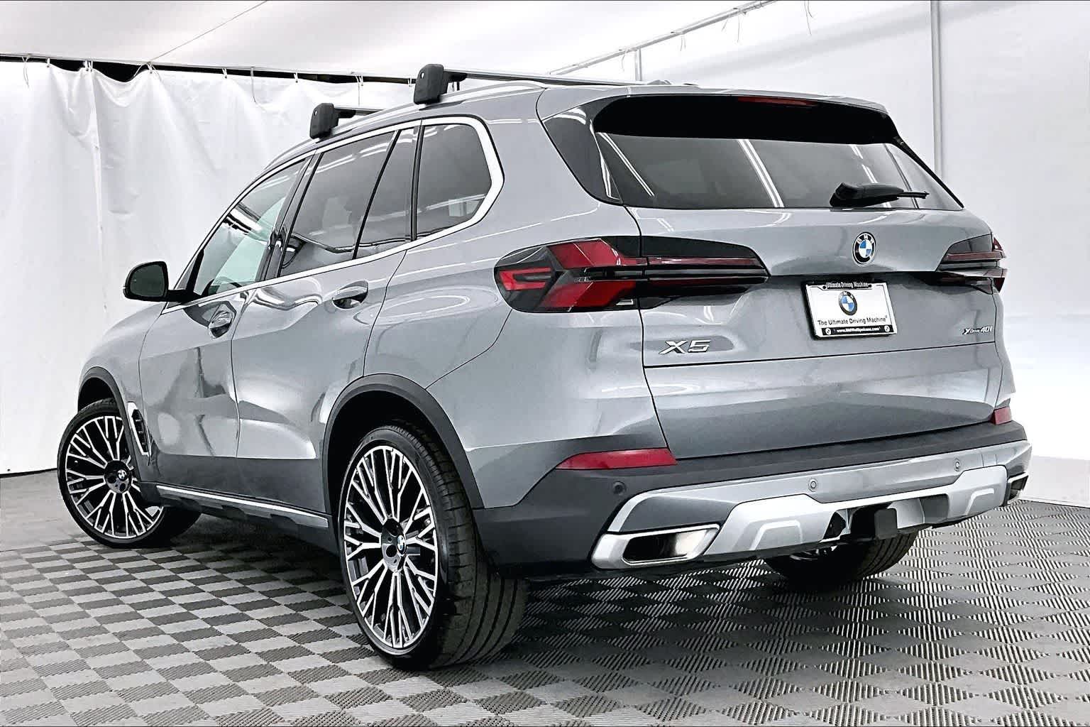 Thumbnail: 2025 BMW X5 - 4