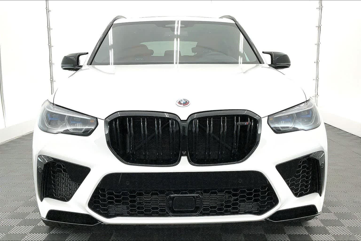 Thumbnail: 2022 BMW X5 - 6
