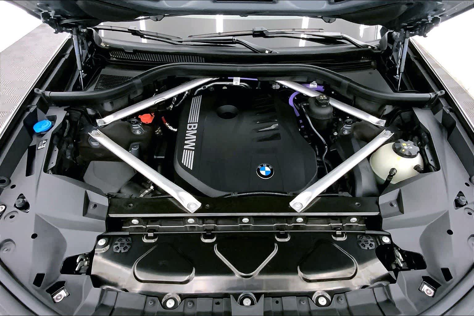 Thumbnail: 2024 BMW X7 - 9