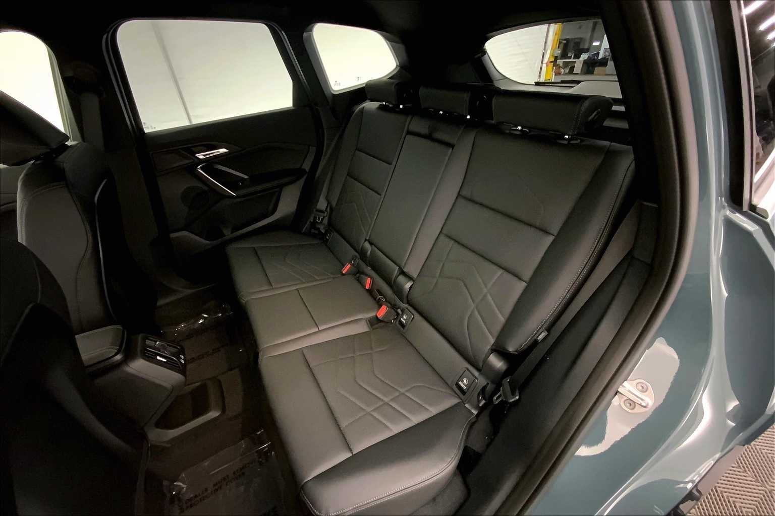 Thumbnail: 2025 BMW X1 - 13