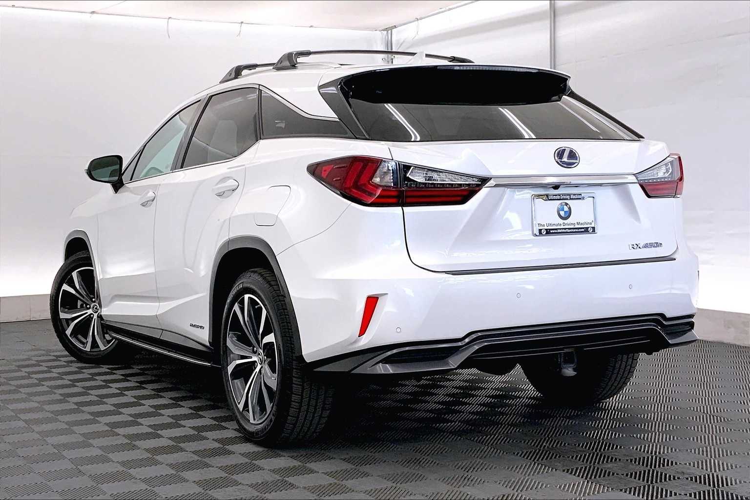 Thumbnail: 2018 Lexus RX - 4