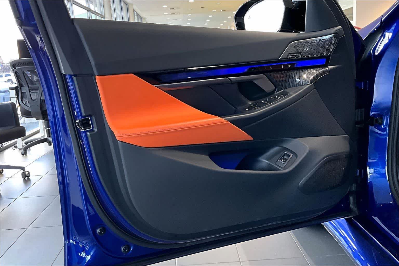 Thumbnail: 2025 BMW M5 - 27