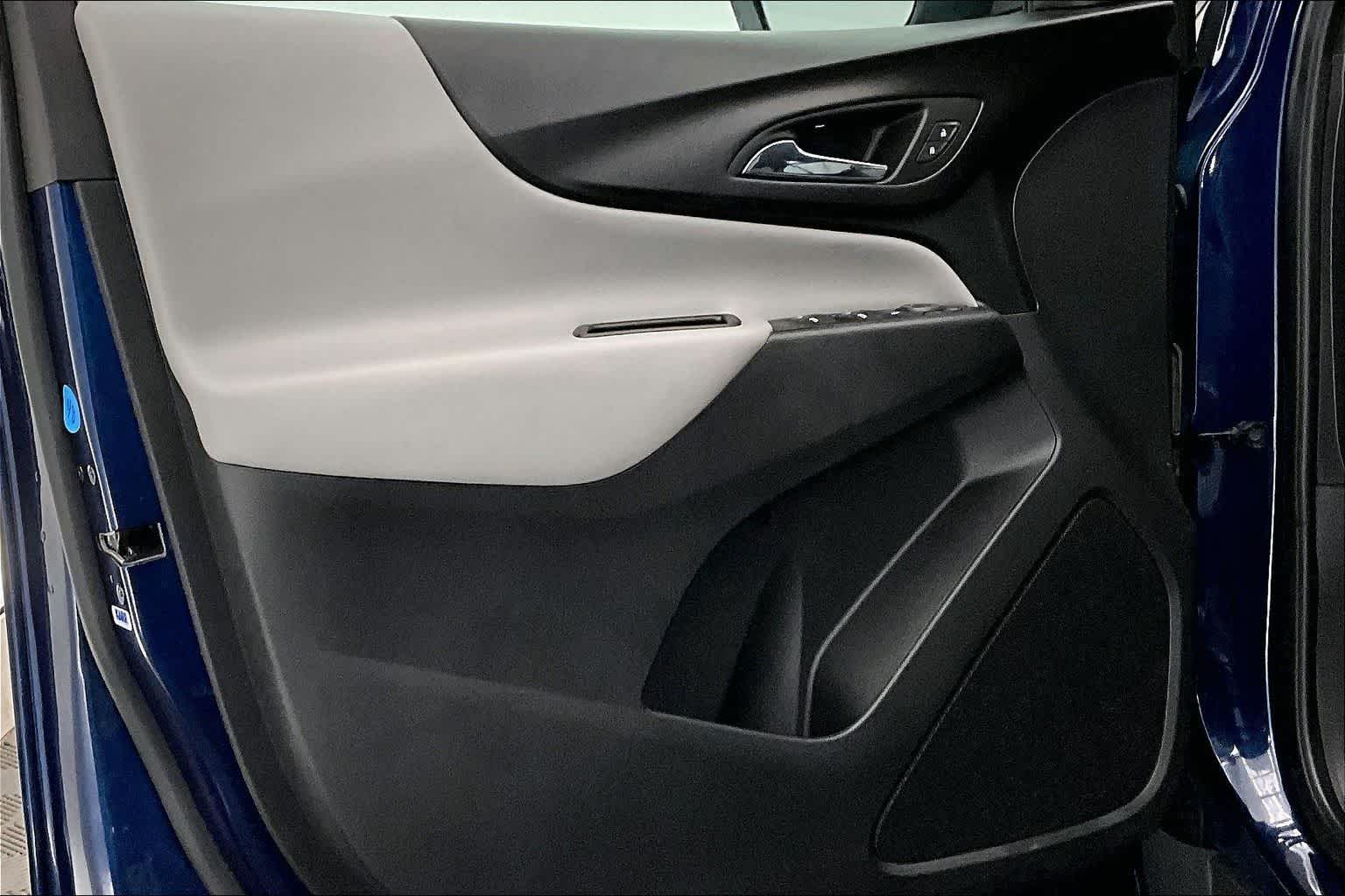 Thumbnail: 2023 Chevrolet Equinox - 27