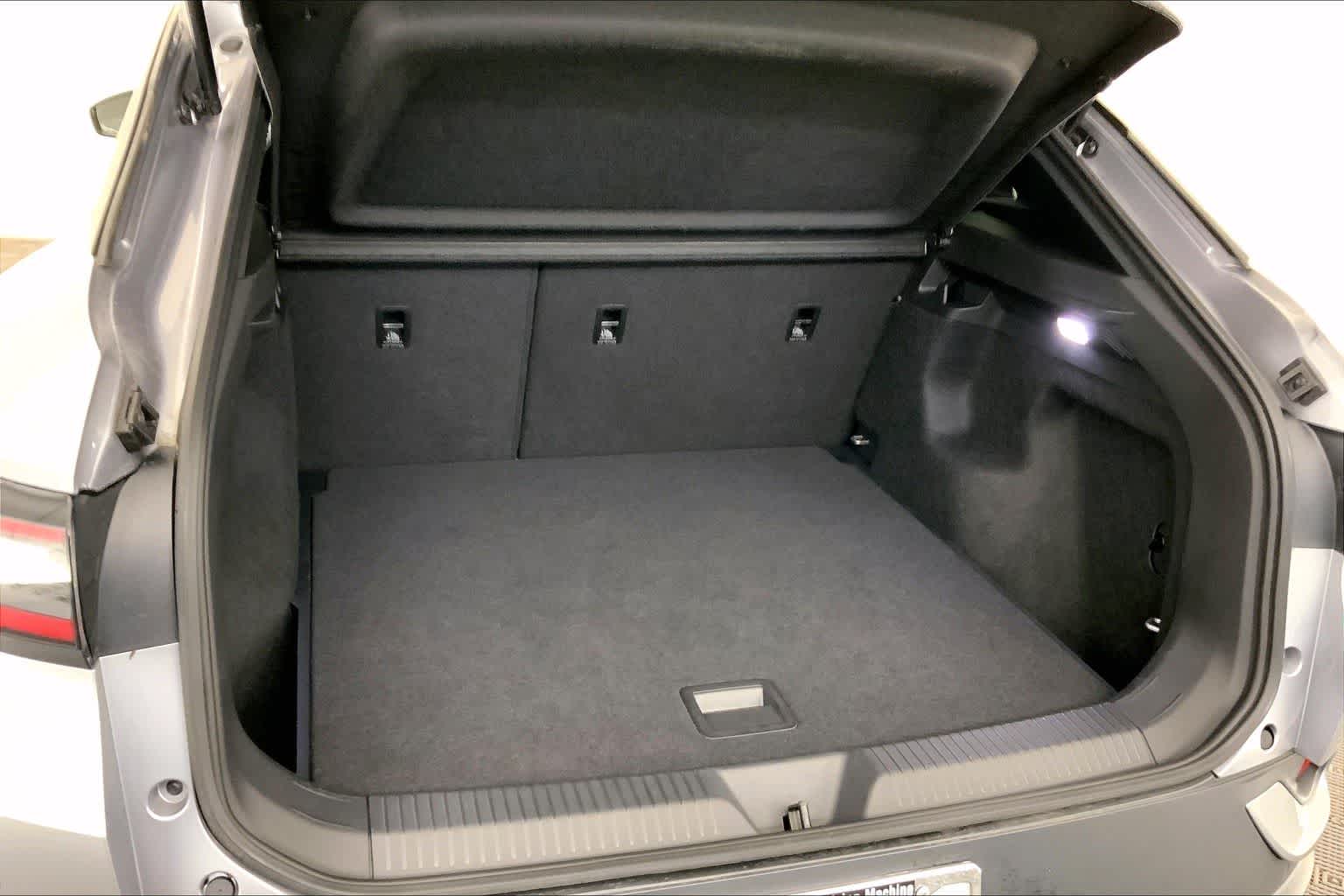 Thumbnail: 2023 Volkswagen ID.4 - 18