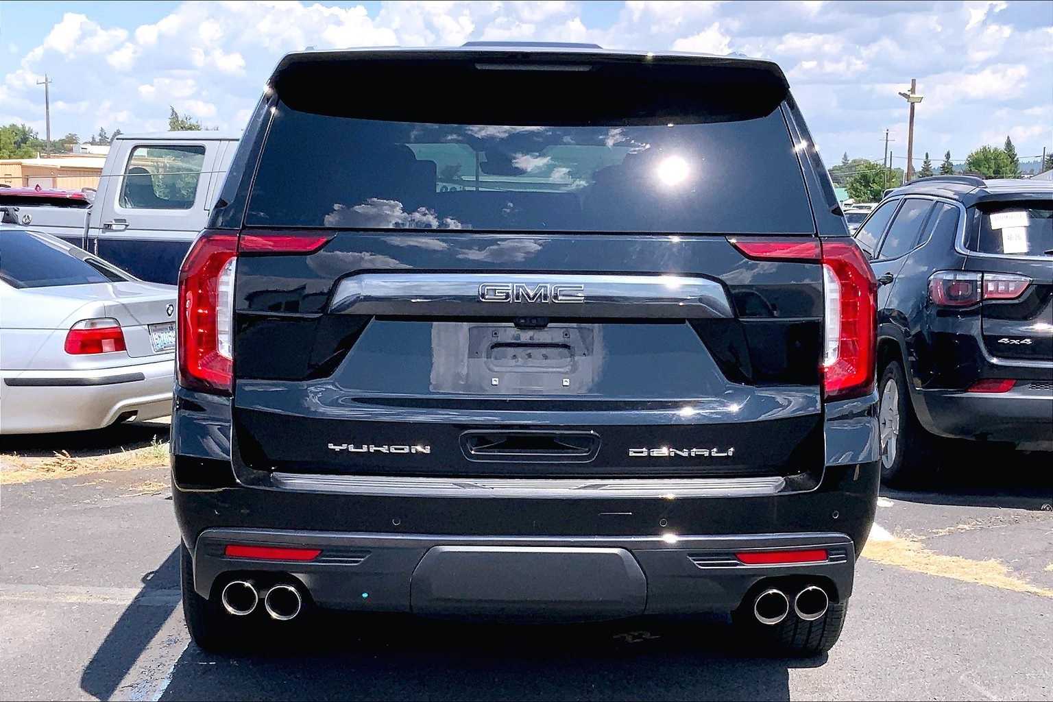 Thumbnail: 2023 GMC Yukon - 5