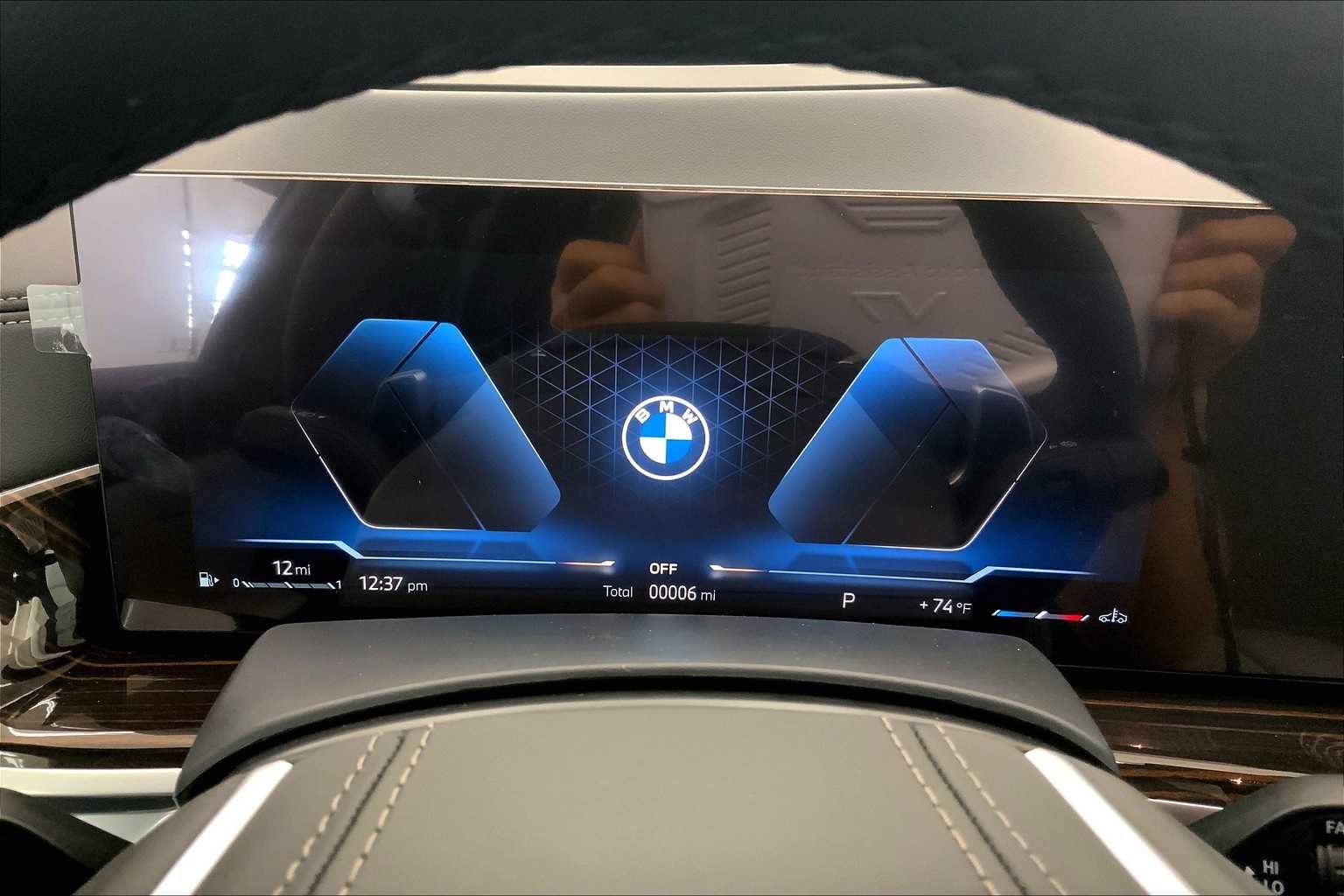 Thumbnail: 2026 BMW X5 - 18