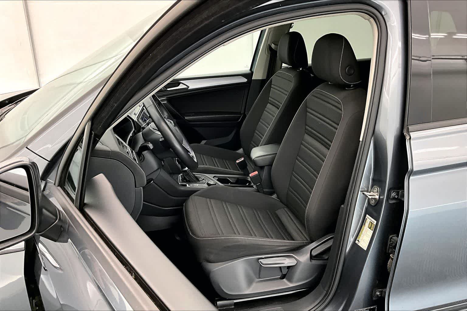 Thumbnail: 2024 Volkswagen Tiguan - 11