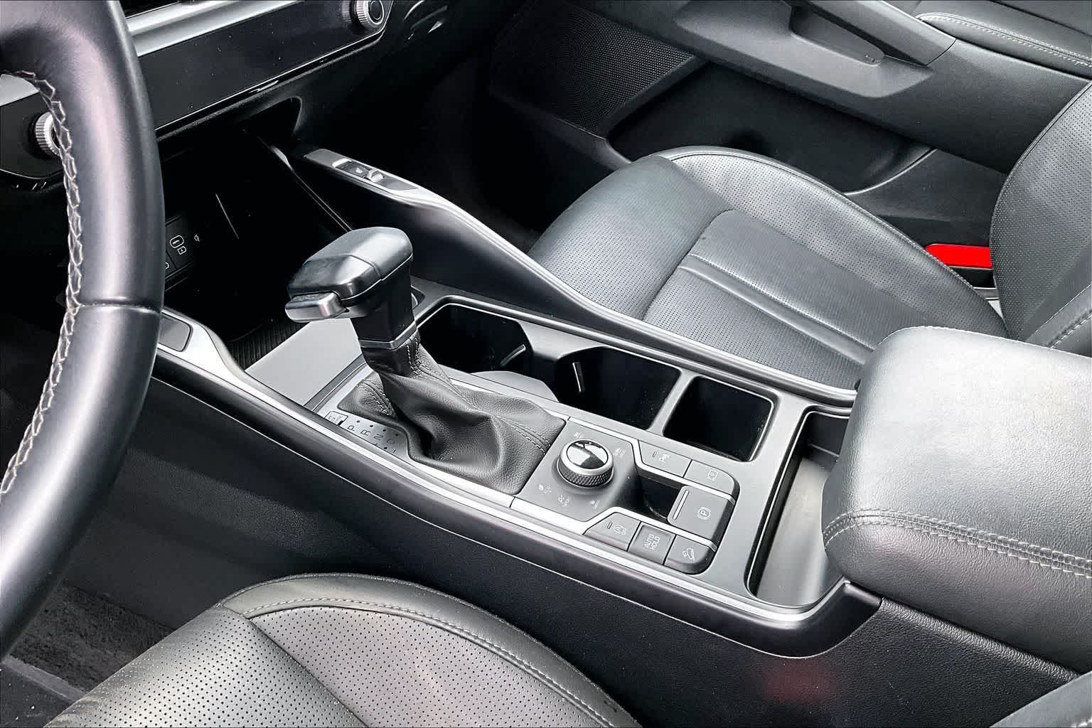 Thumbnail: 2024 Kia Sorento - 17