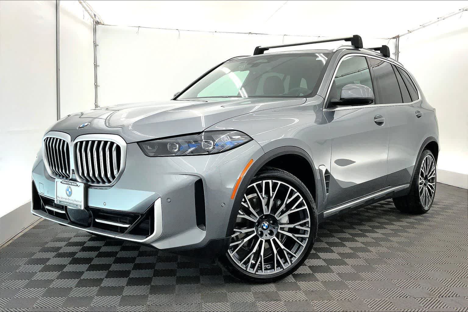 Thumbnail: 2025 BMW X5 - 1