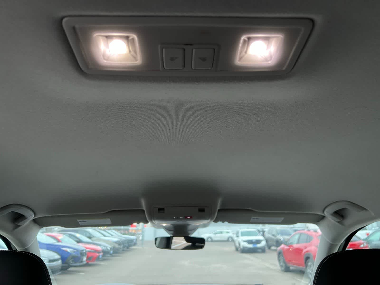 Thumbnail: 2024 Volkswagen Tiguan - 24