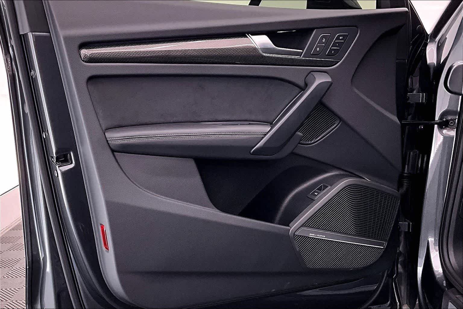 Thumbnail: 2024 Audi SQ5 - 27