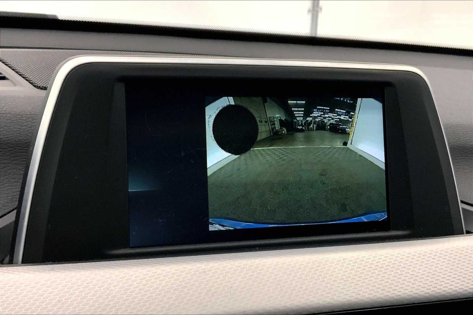 Thumbnail: 2018 BMW X1 - 26