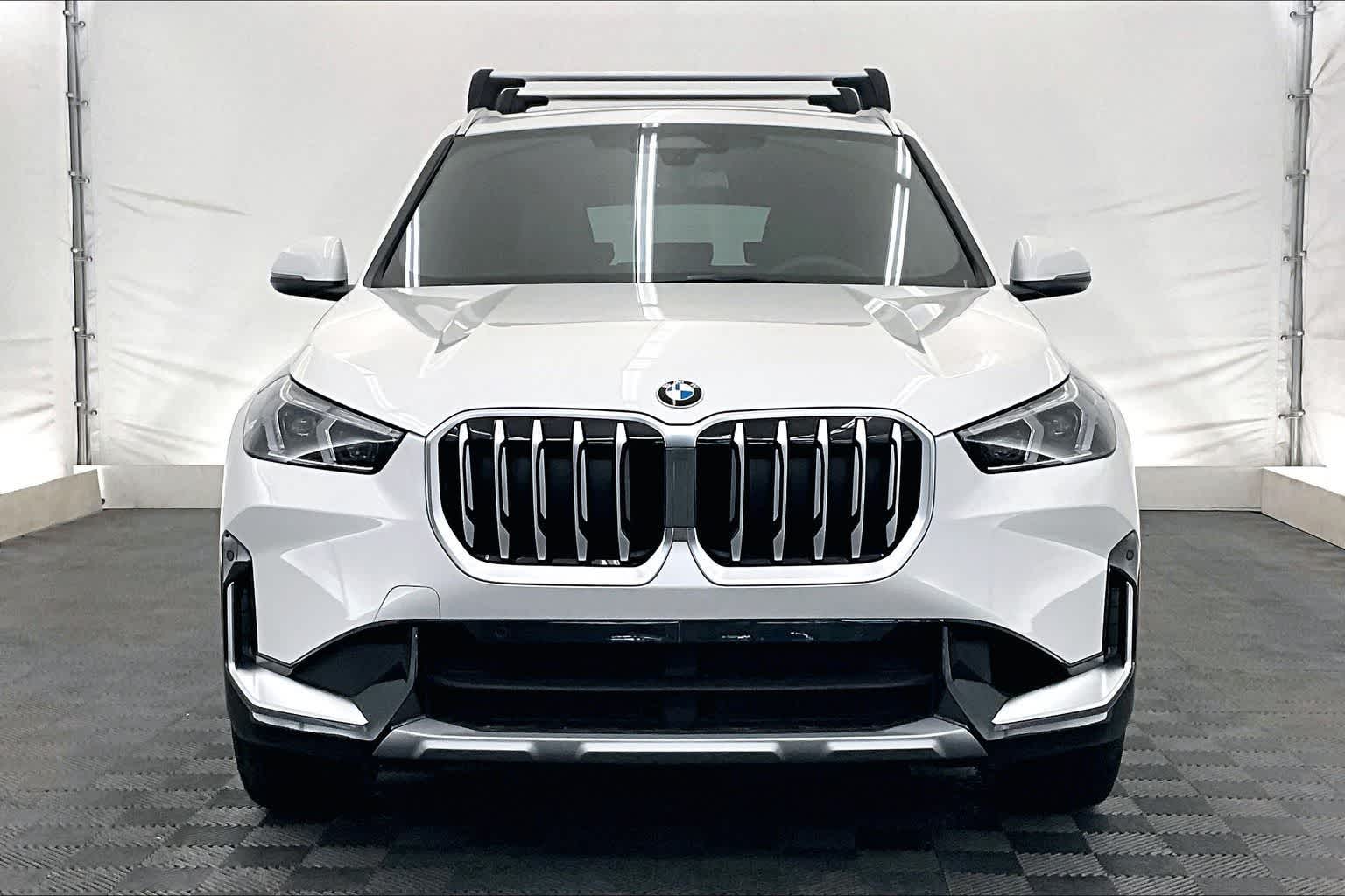 Thumbnail: 2026 BMW X1 - 6