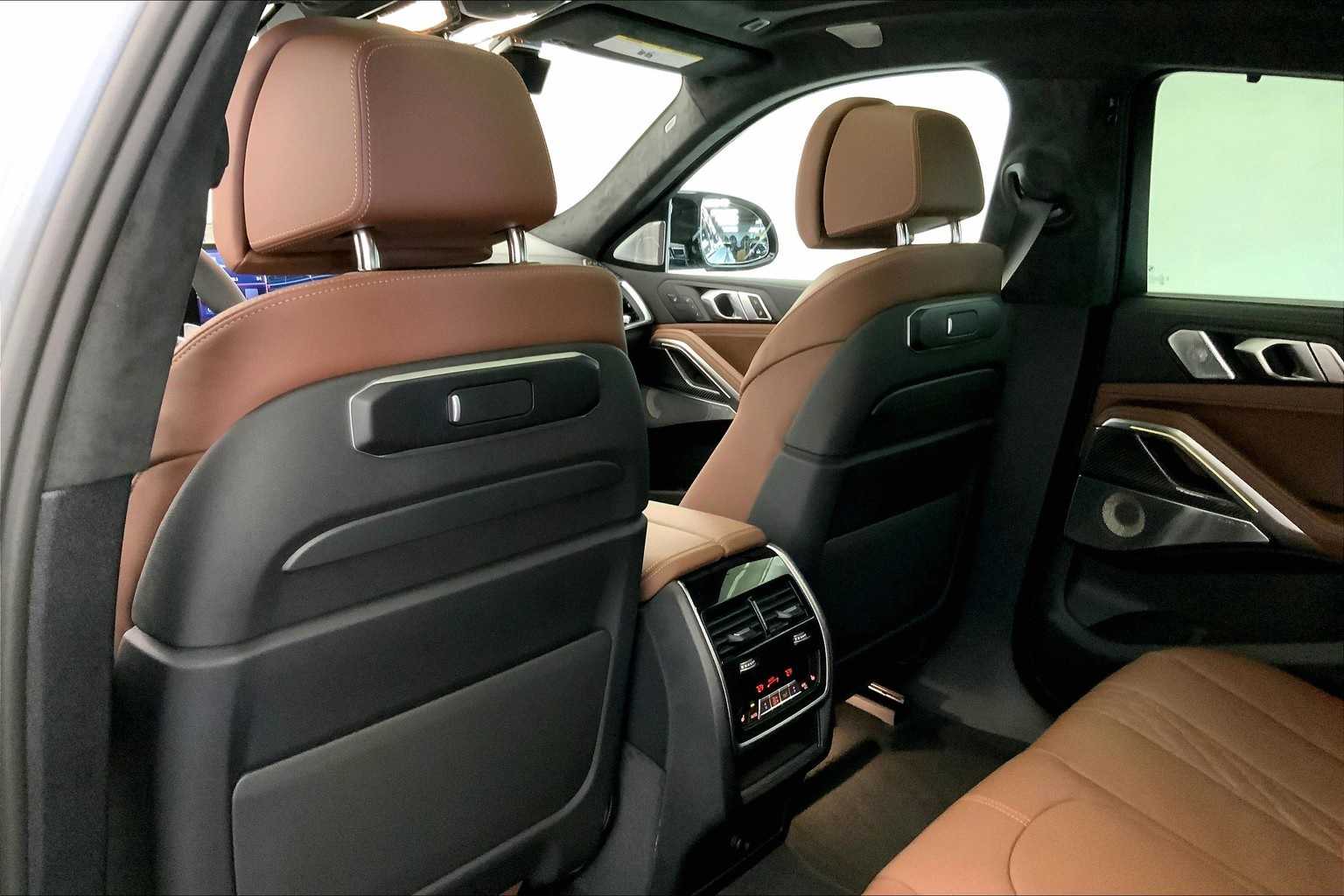 Thumbnail: 2026 BMW X6 - 12