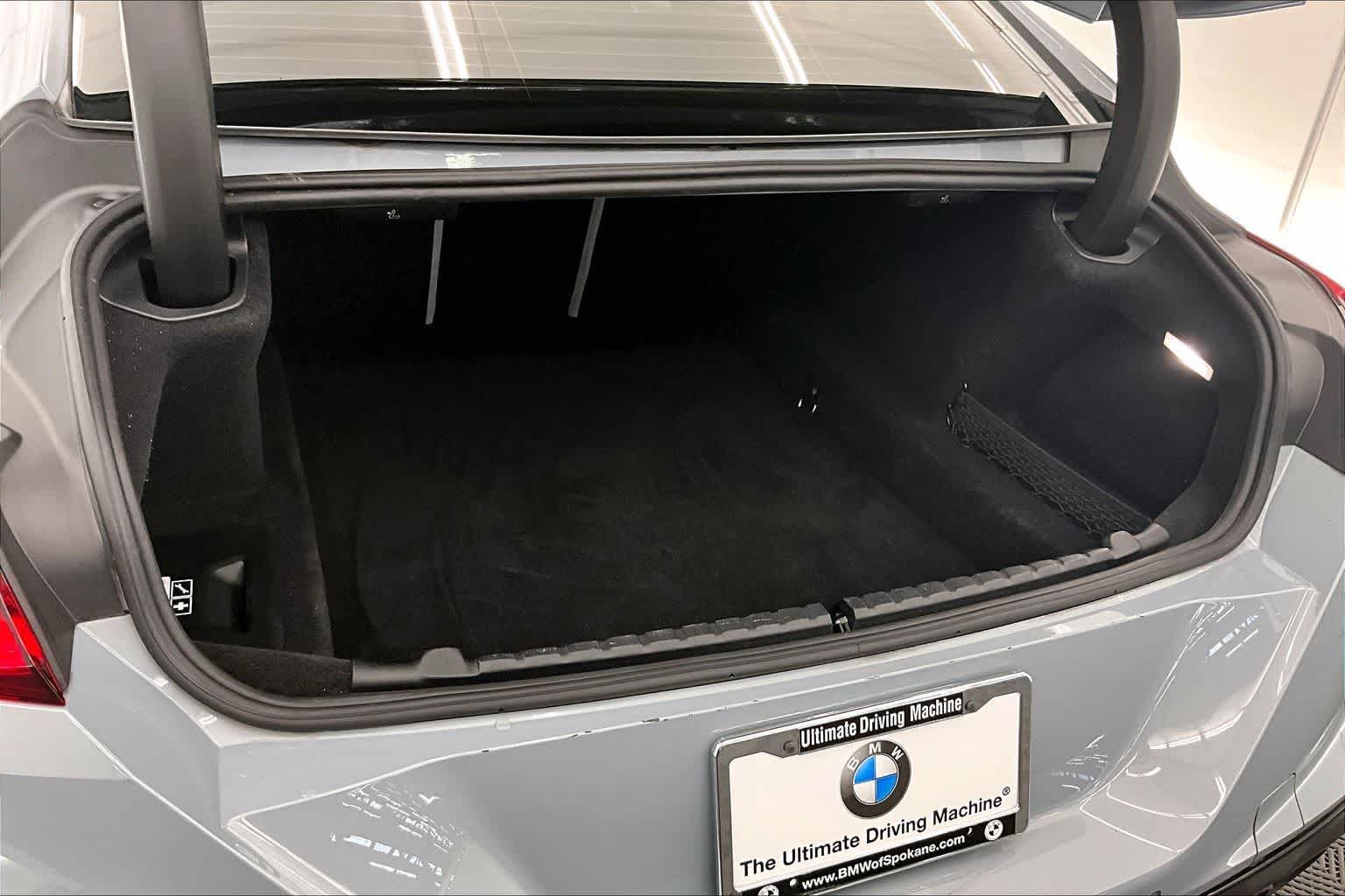 Thumbnail: 2023 BMW M8 - 18