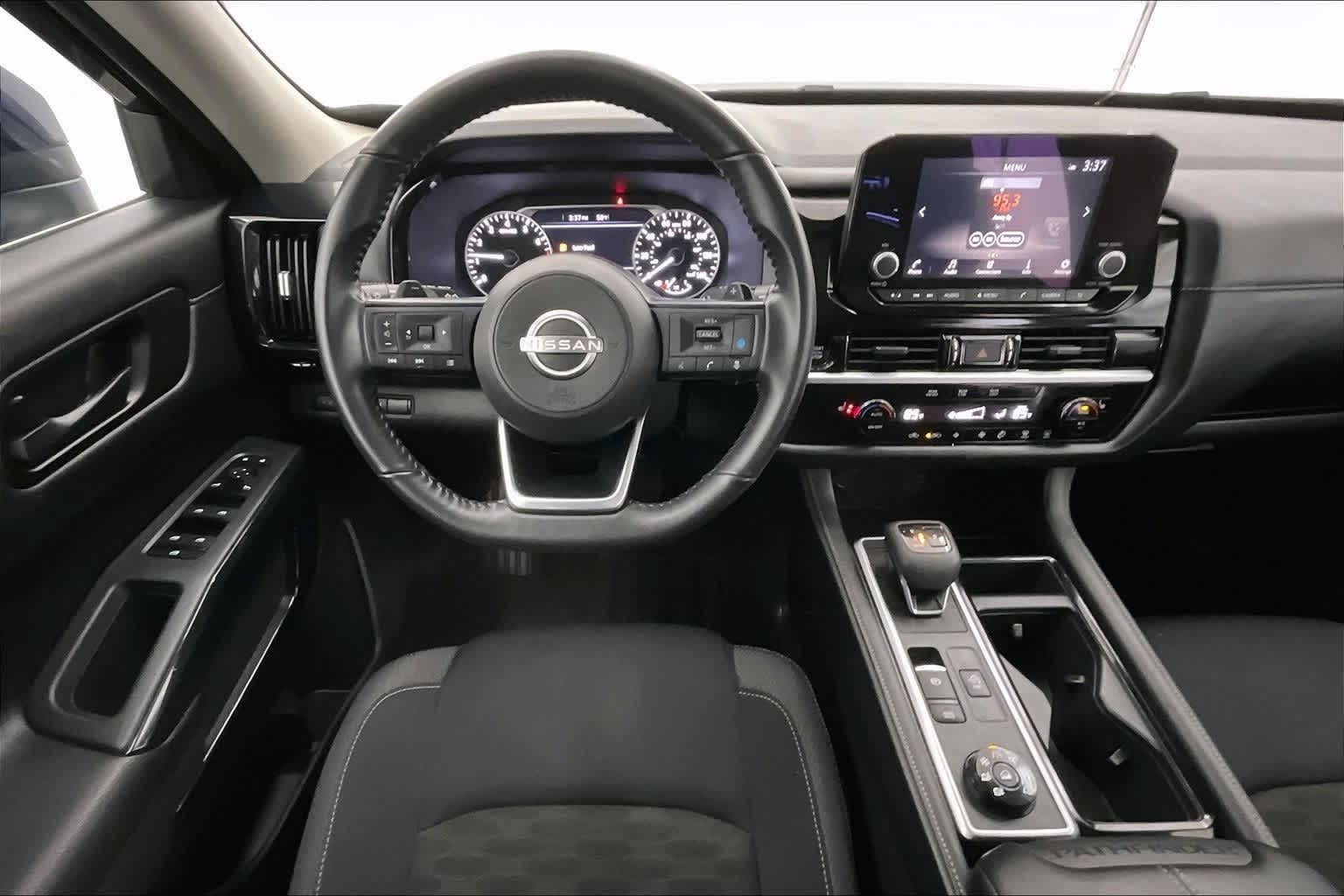 Thumbnail: 2025 Nissan Pathfinder - 14