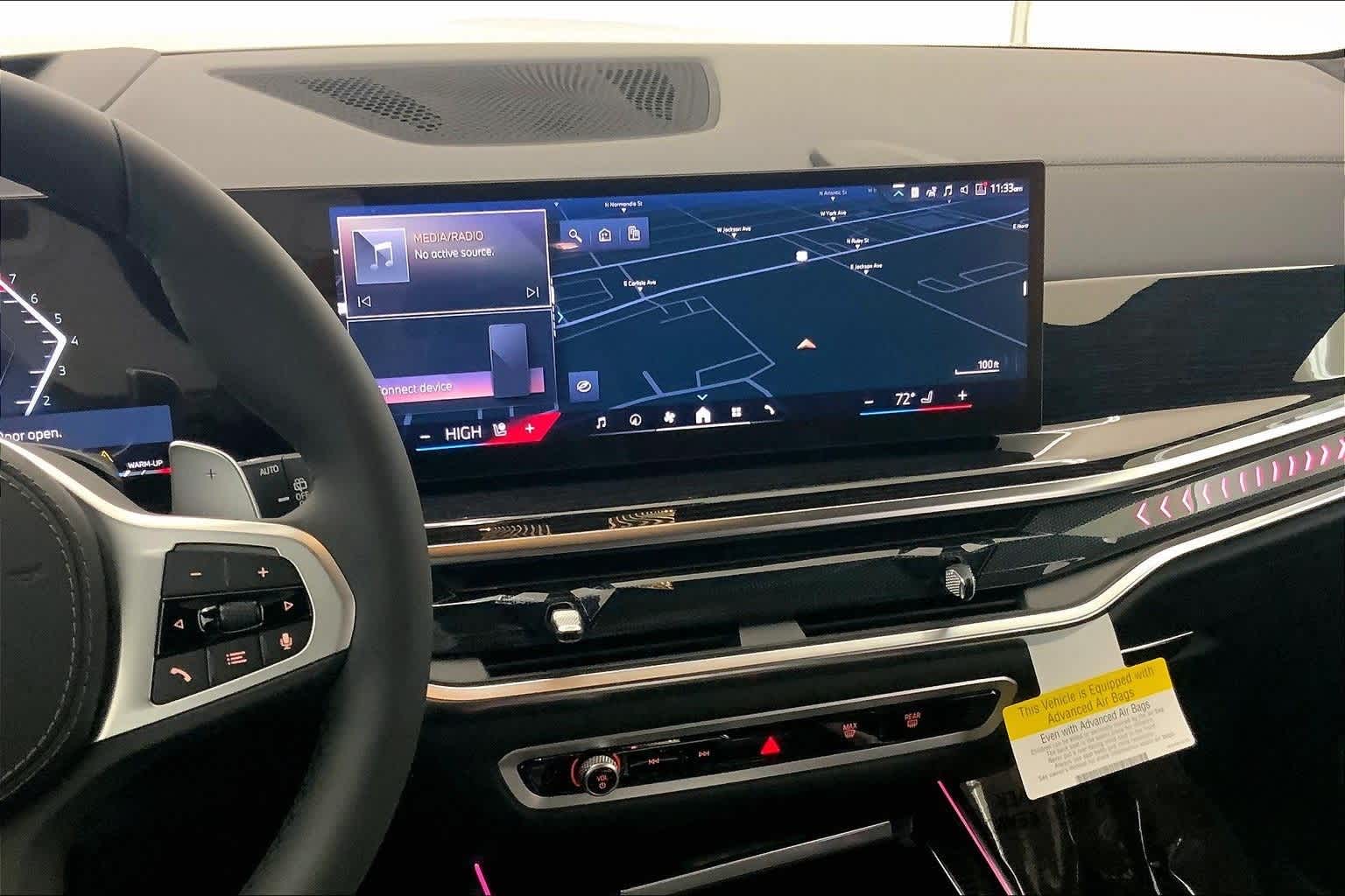 Thumbnail: 2026 BMW X7 - 16