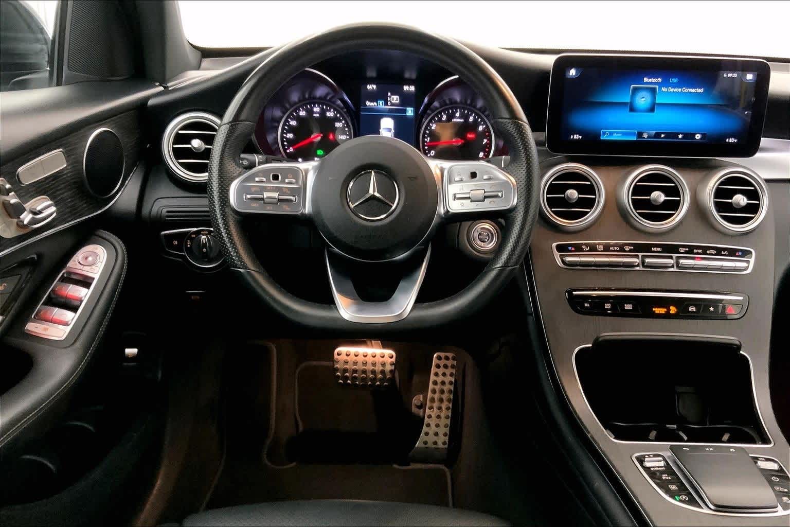 Thumbnail: 2022 Mercedes-Benz GLC - 14