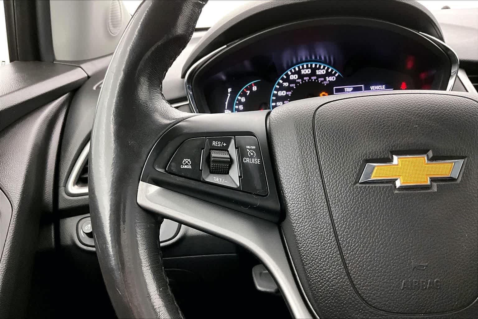 Thumbnail: 2020 Chevrolet Trax - 24