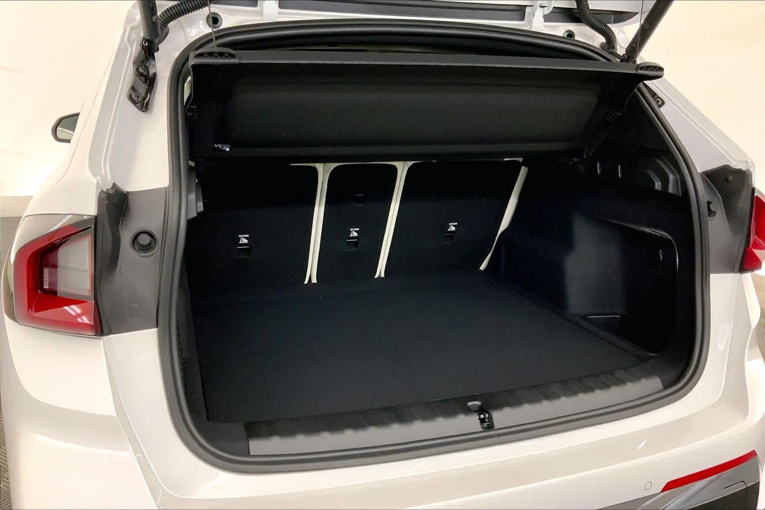 Thumbnail: 2026 BMW X1 - 19