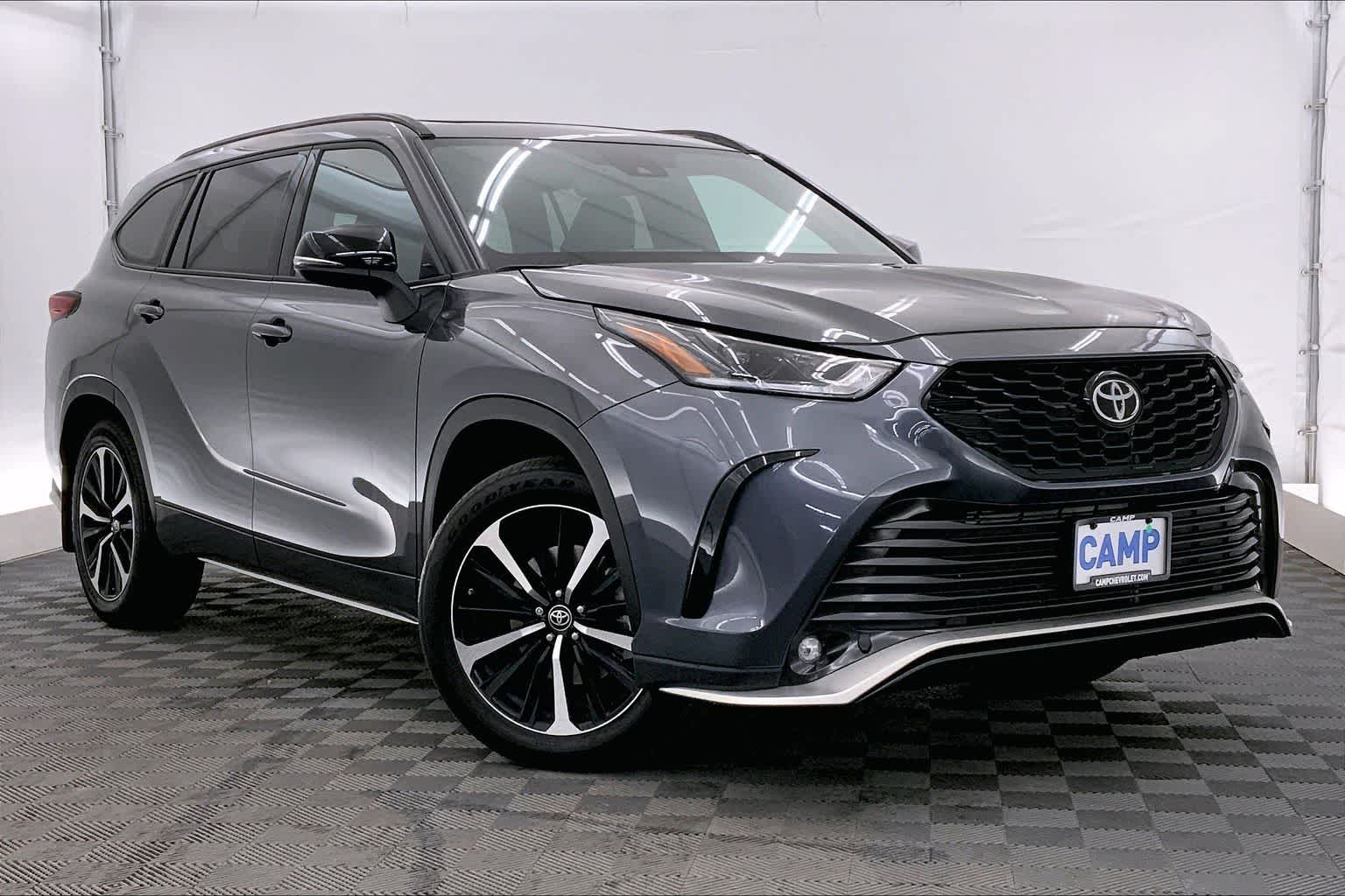 Thumbnail: 2021 Toyota Highlander - 21