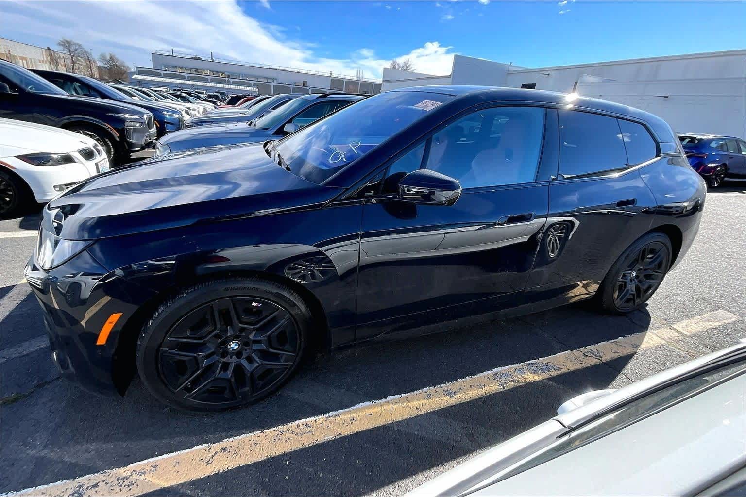 Thumbnail: 2026 BMW iX - 3