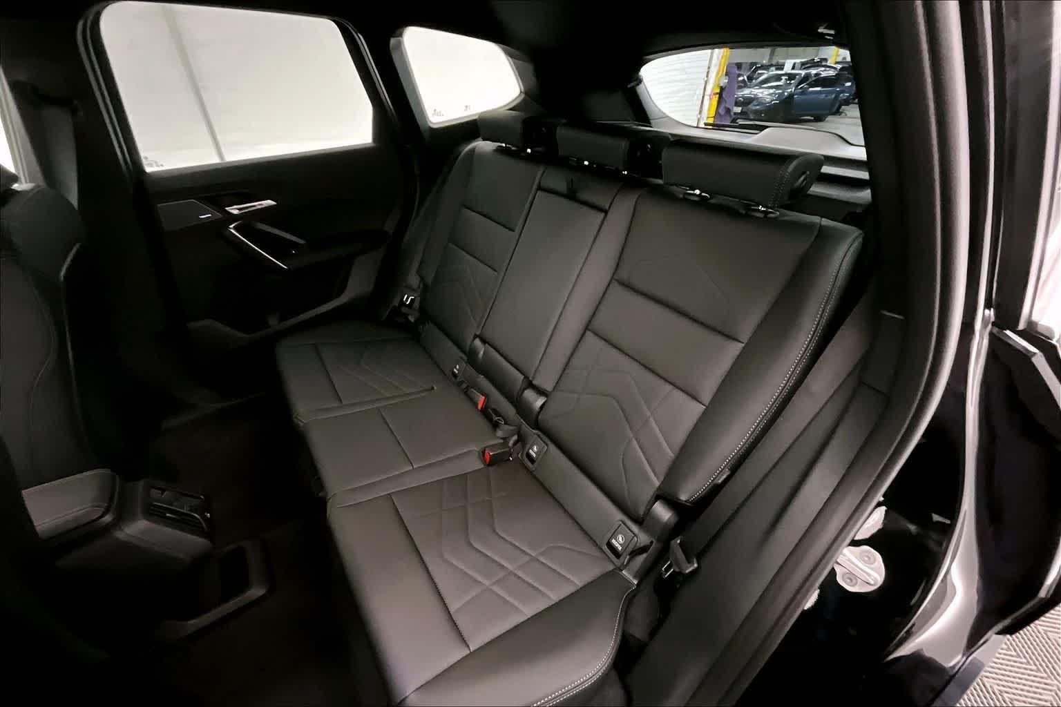 Thumbnail: 2026 BMW X1 - 13