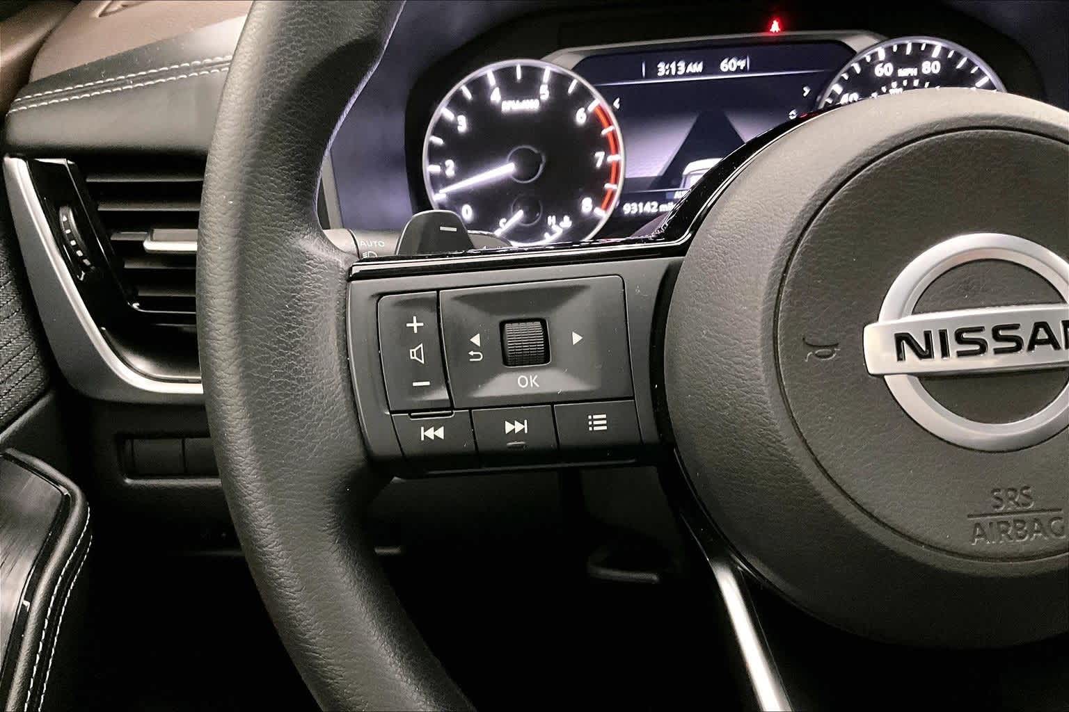 Thumbnail: 2021 Nissan Rogue - 24