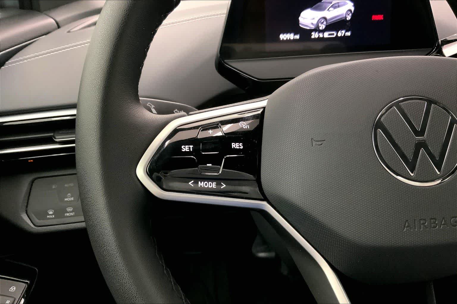 Thumbnail: 2023 Volkswagen ID.4 - 24