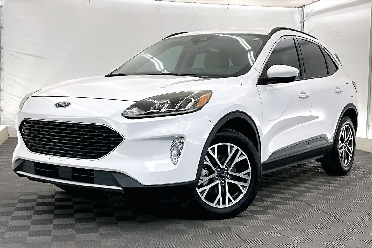 Thumbnail: 2020 Ford Escape - 1