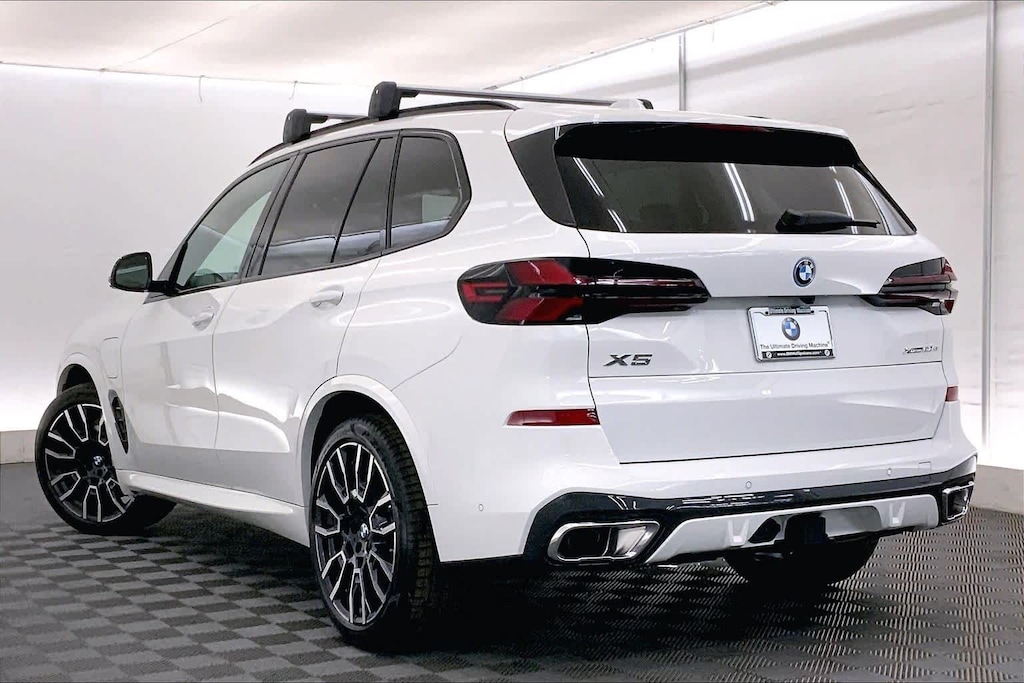 New 2026 BMW X5 PHEV xDrive50e SUV