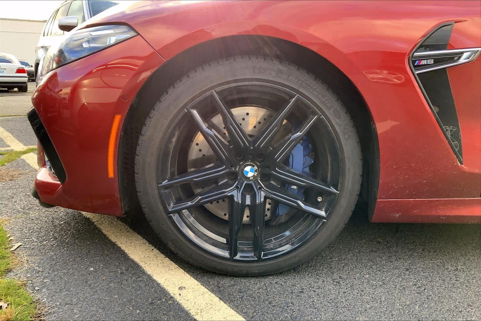 Thumbnail: 2021 BMW M8 - 8