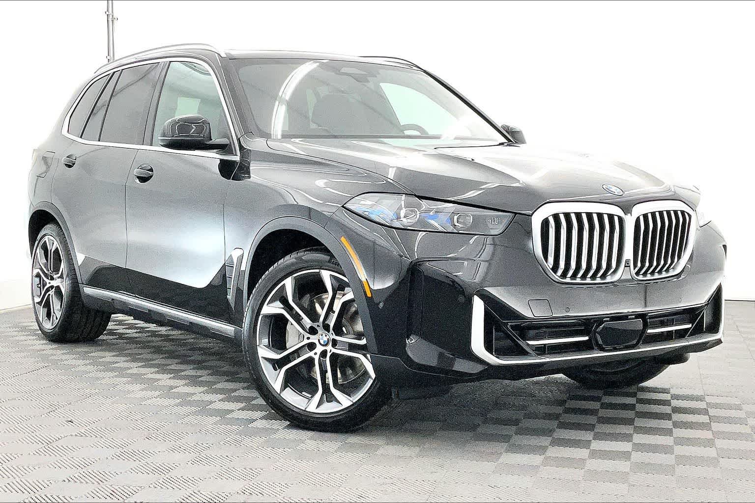 Thumbnail: 2026 BMW X5 - 21