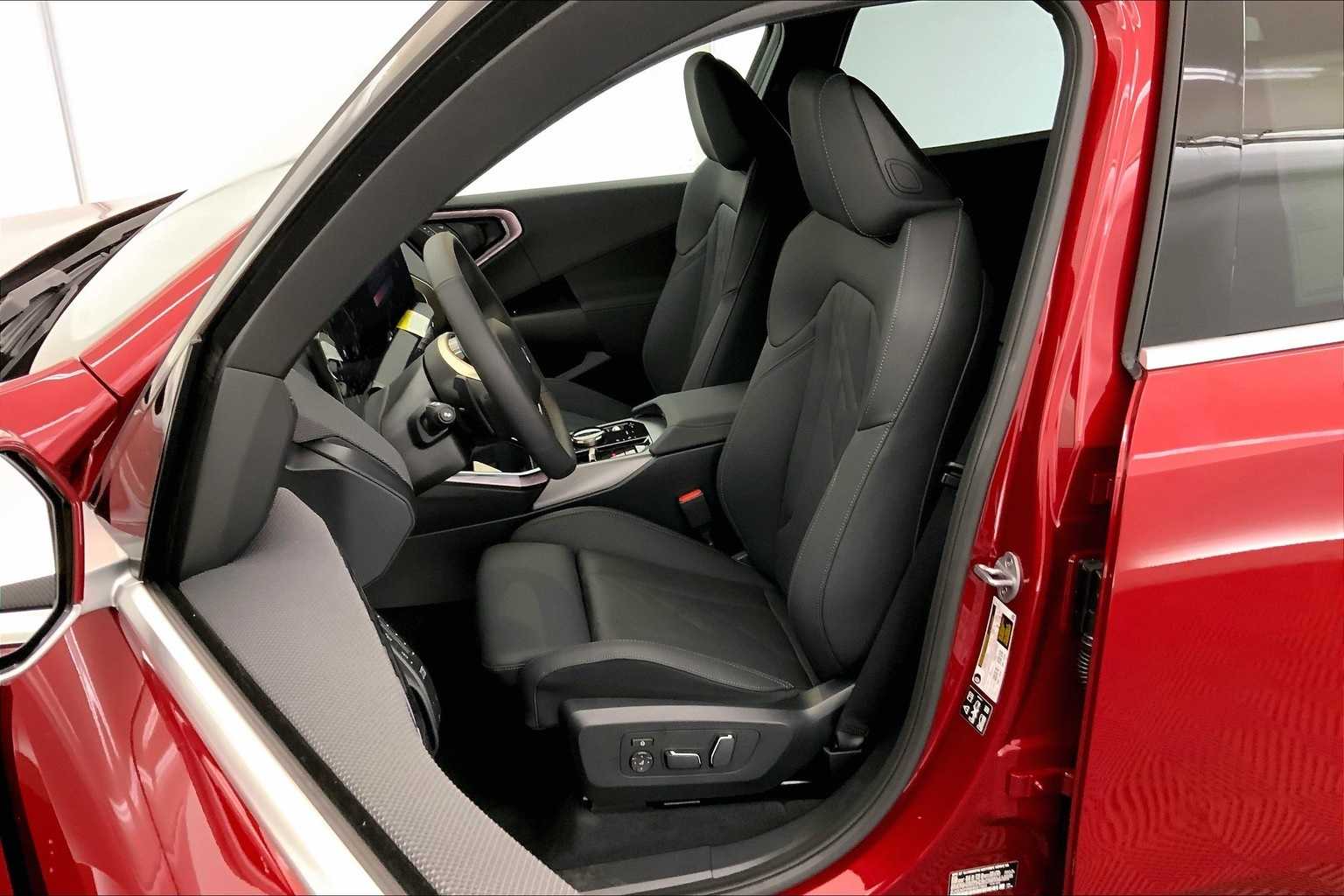 Thumbnail: 2025 BMW X3 - 11