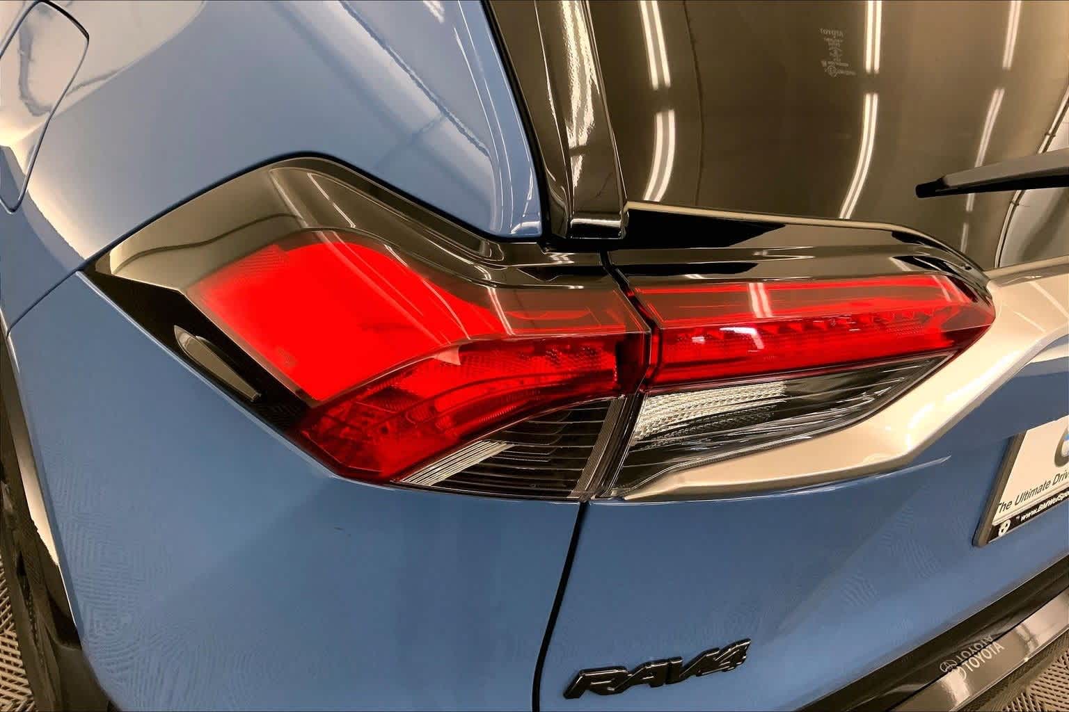 Thumbnail: 2024 Toyota RAV4 - 32