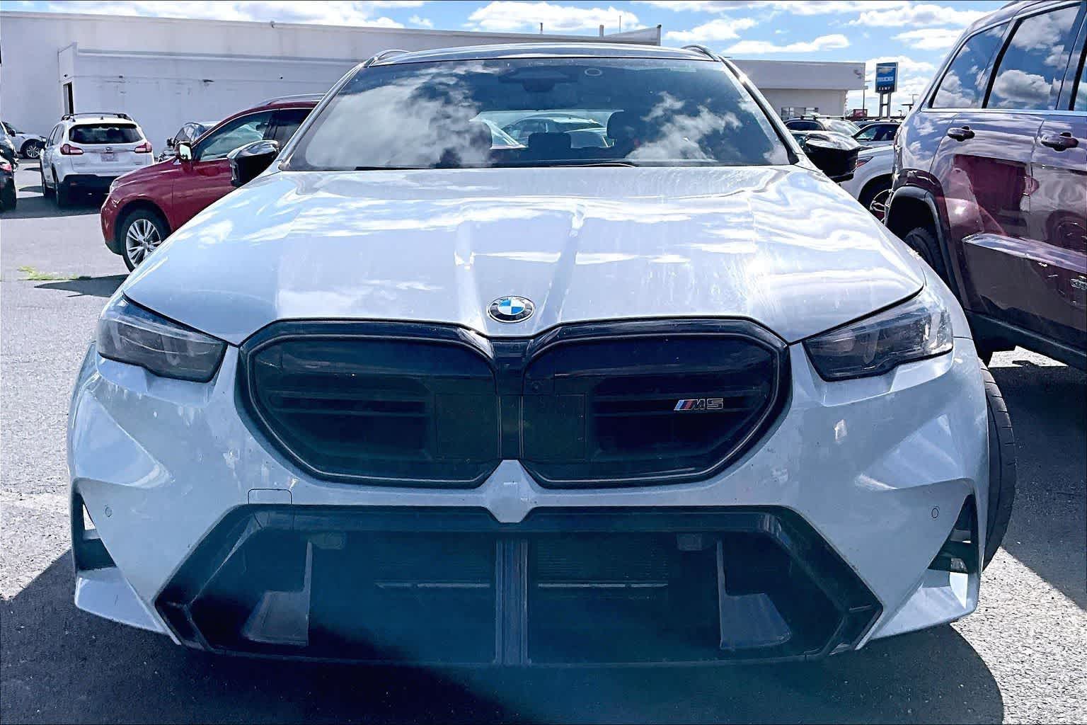 Thumbnail: 2026 BMW M5 - 6