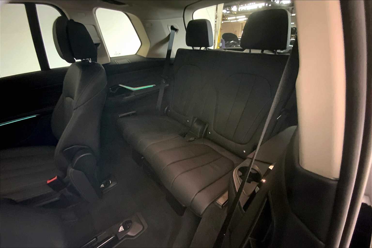 Thumbnail: 2022 BMW X7 - 29