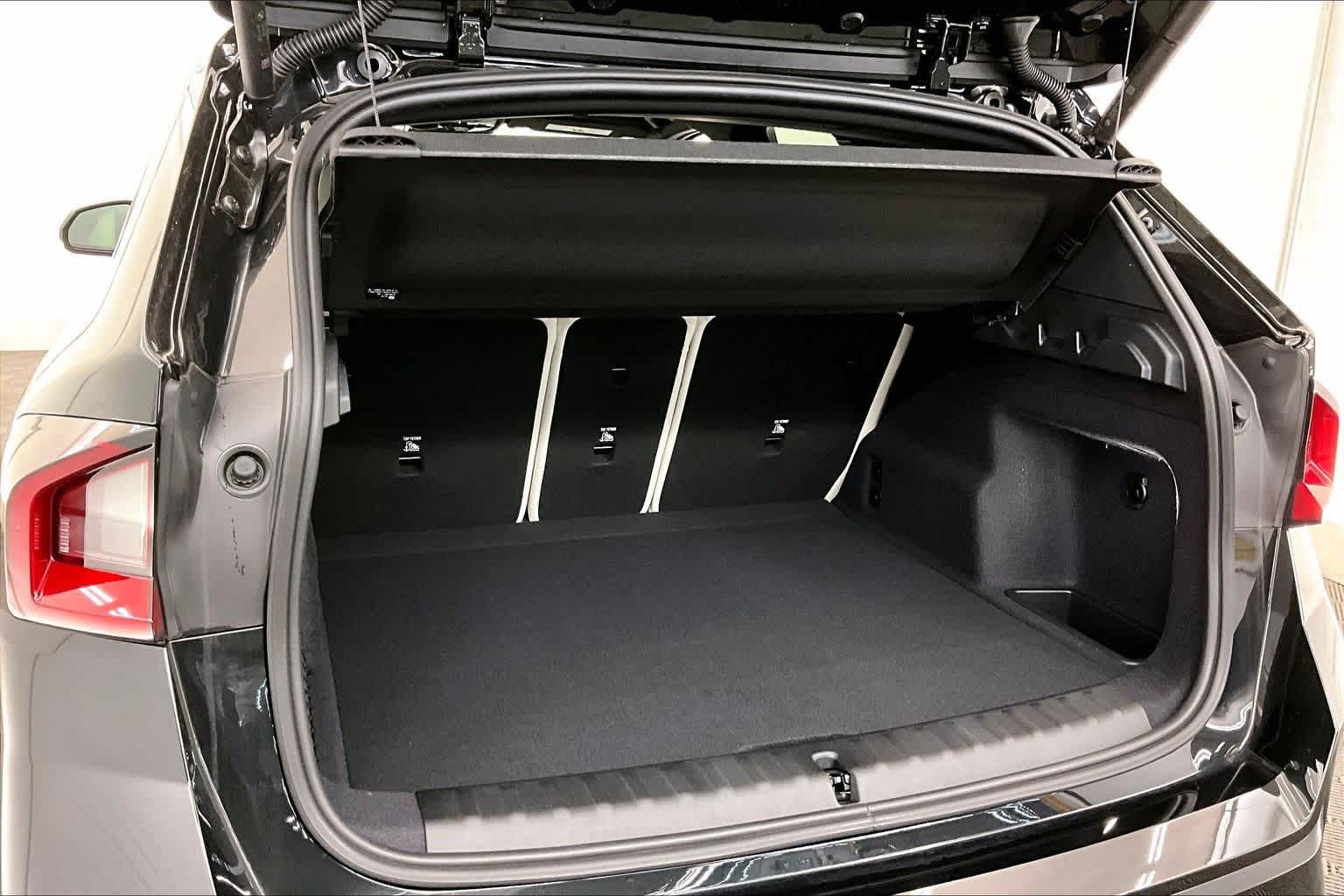 Thumbnail: 2026 BMW X1 - 19