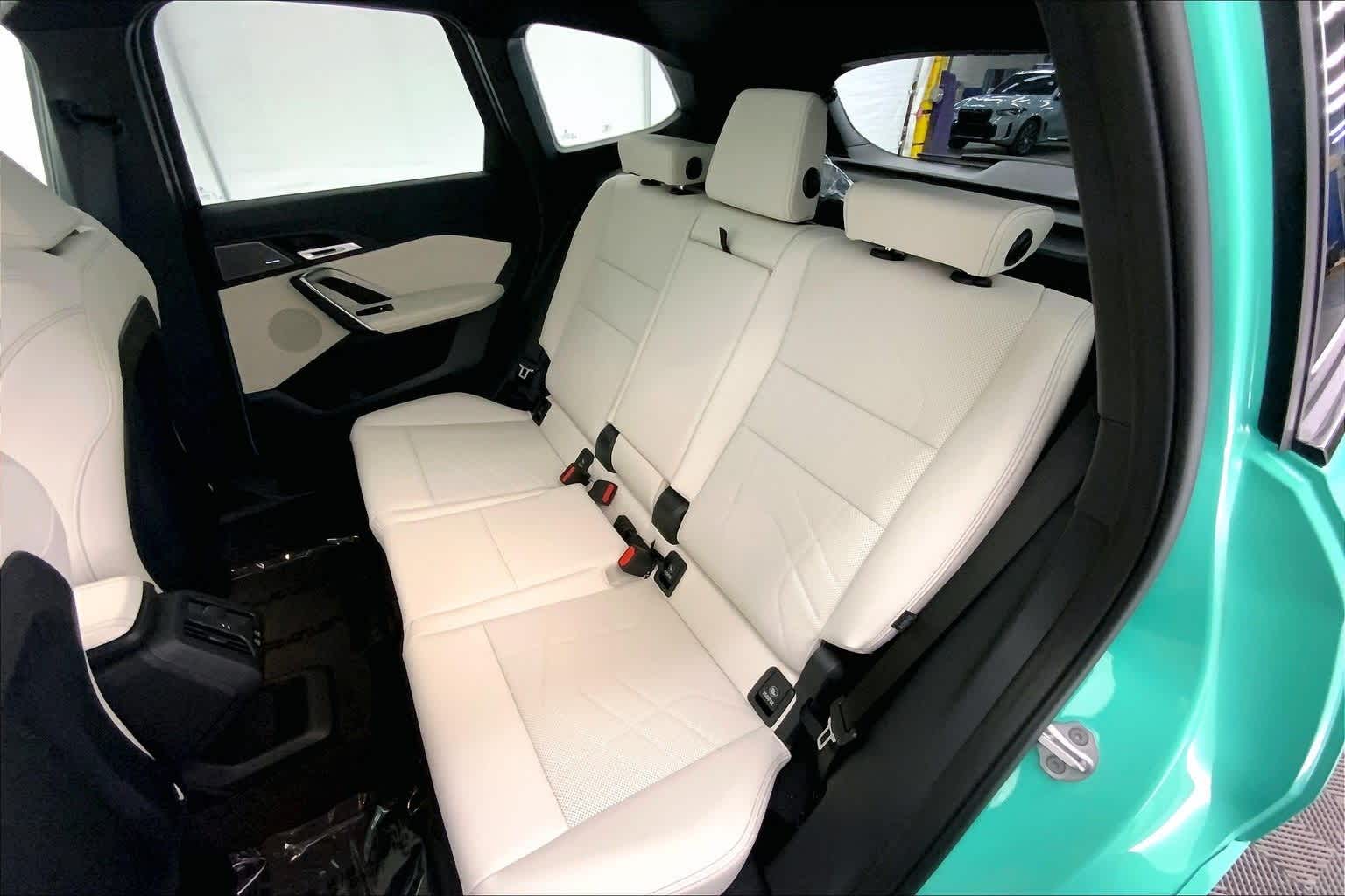 Thumbnail: 2026 BMW X1 - 13