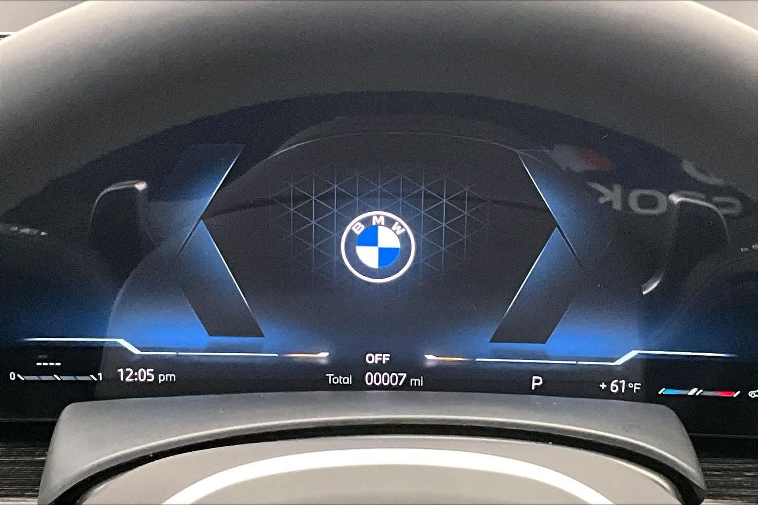 Thumbnail: 2026 BMW X7 - 18