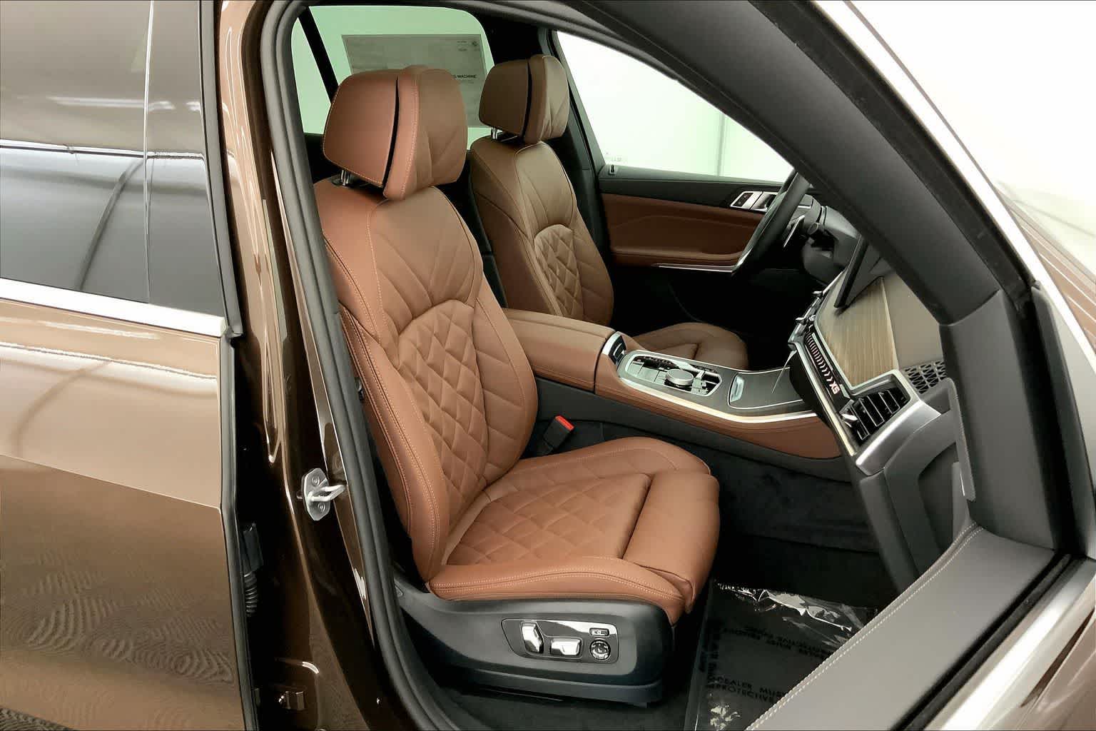 Thumbnail: 2026 BMW X5 - 14