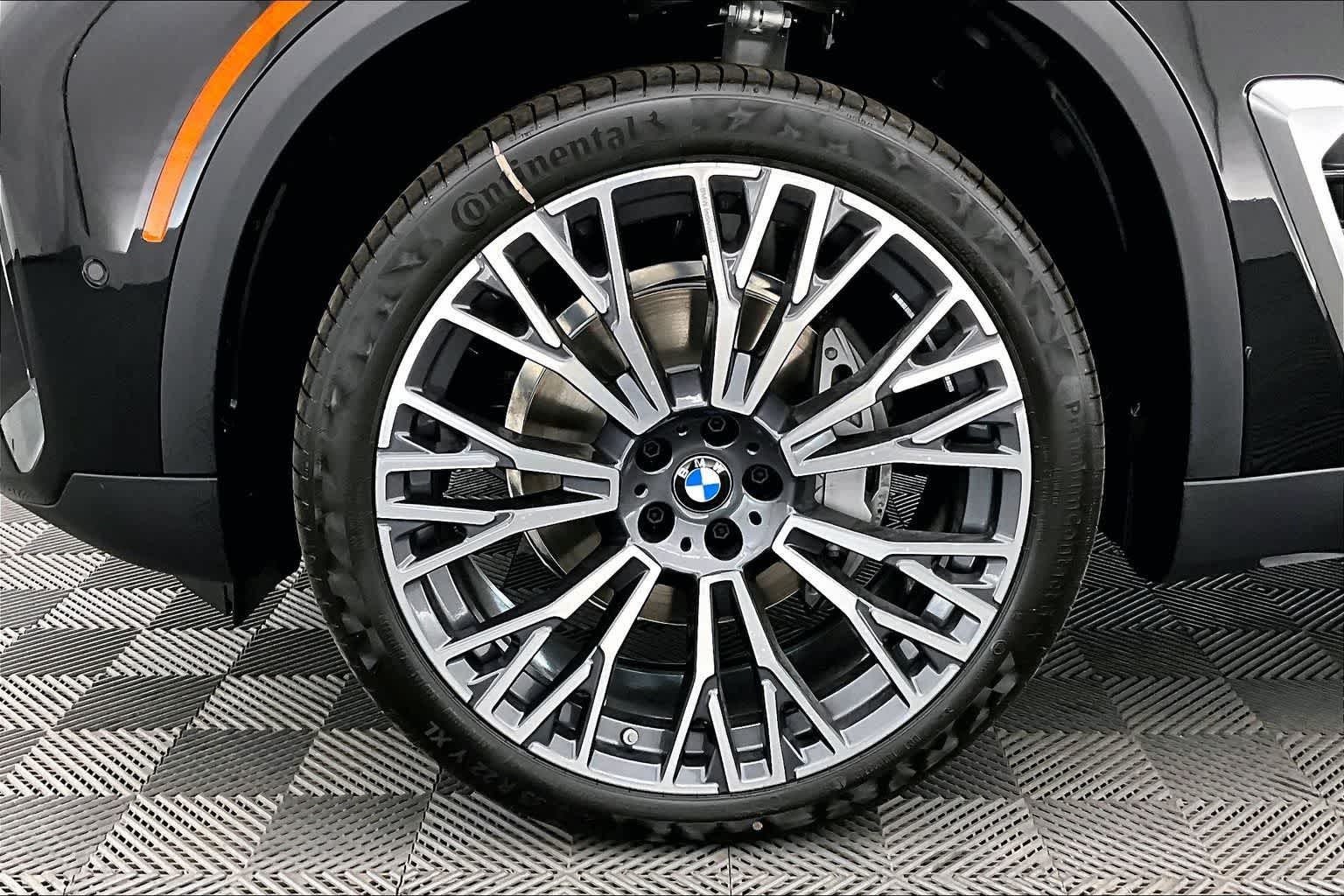 Thumbnail: 2026 BMW X5 - 8
