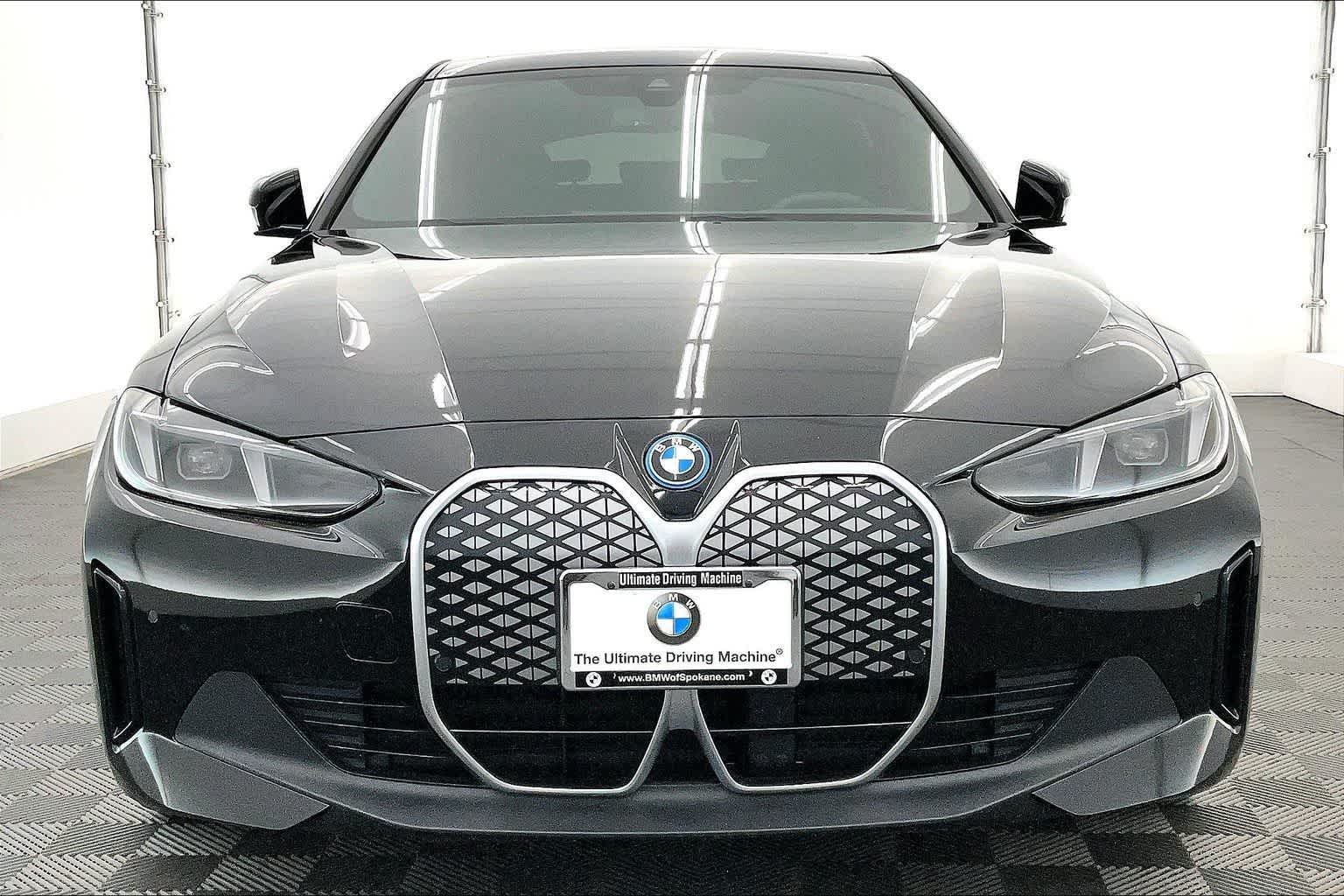 Thumbnail: 2025 BMW i4 - 6