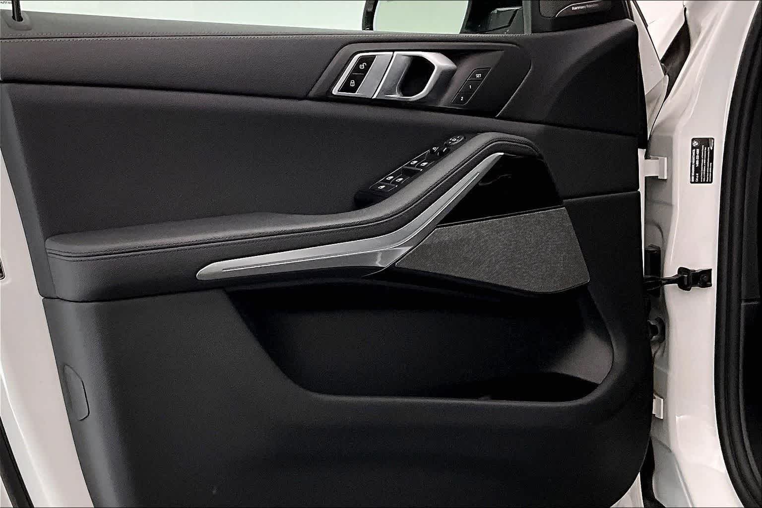 Thumbnail: 2020 BMW X5 - 27